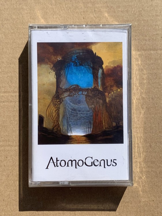 W. Komendarek, Krzysztof Komendarek - AtomoGenus